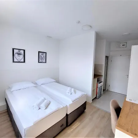 Orange Business Centar *