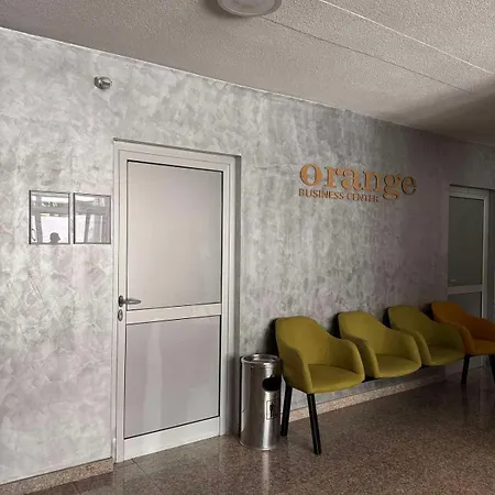 شقة Orange Business Centar *