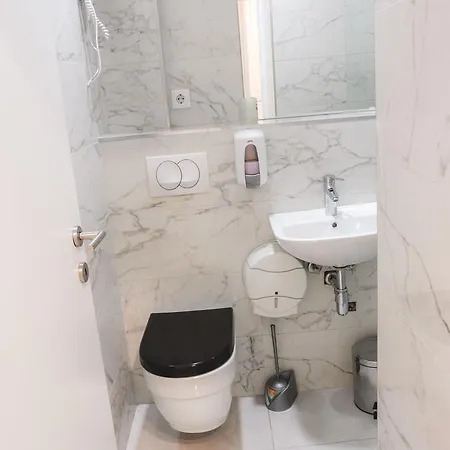 Orange Business Centar شقة