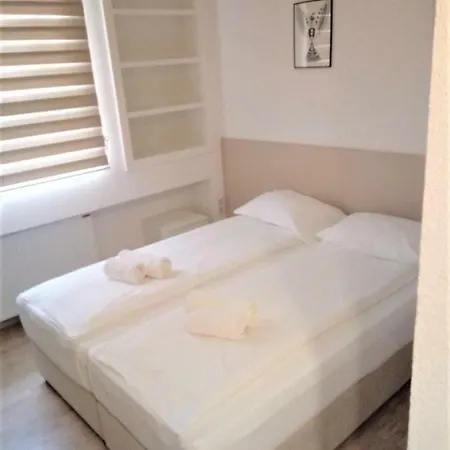 Orange Business Centar Apartment